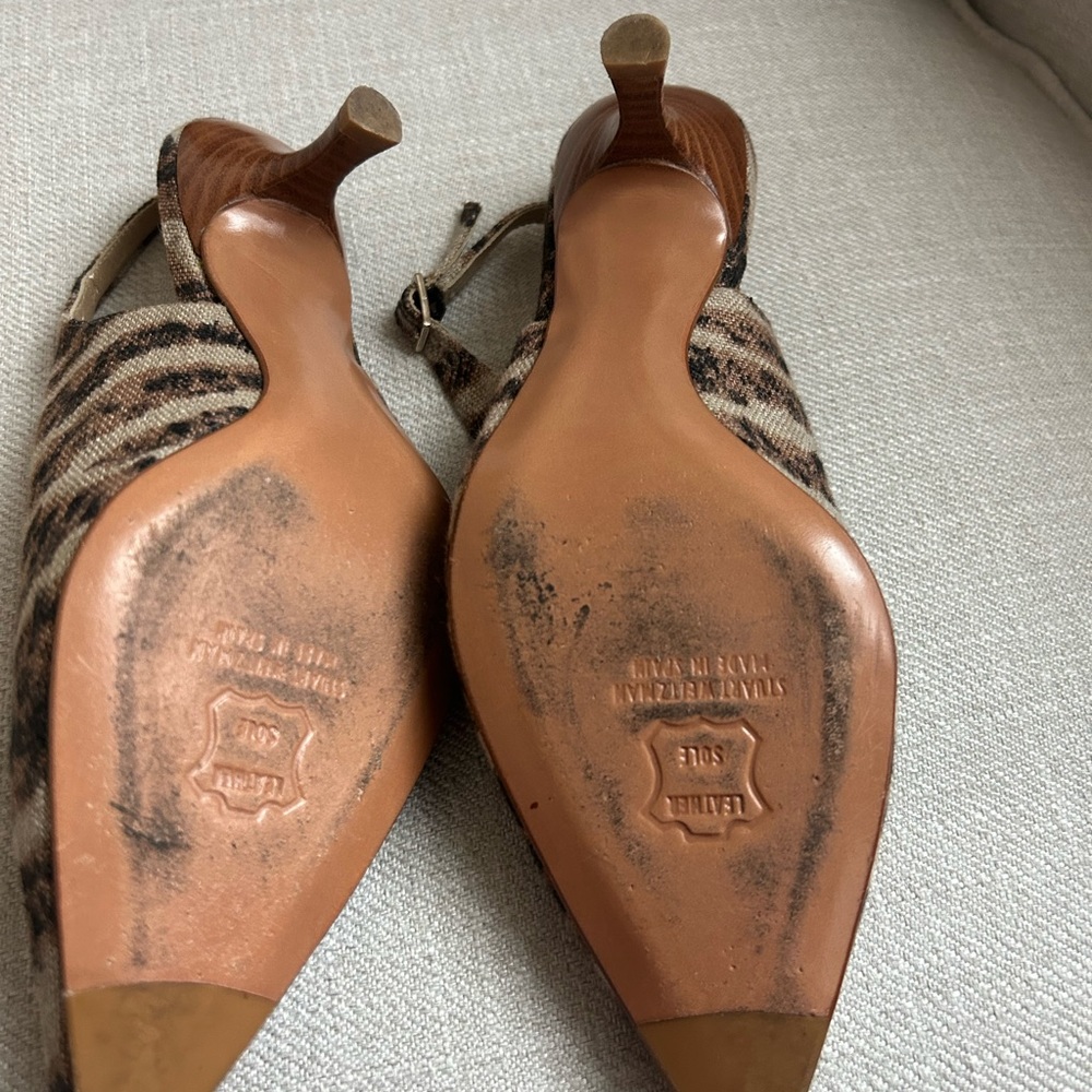Stuart Weitzman shoes - Picture 7 of 8
